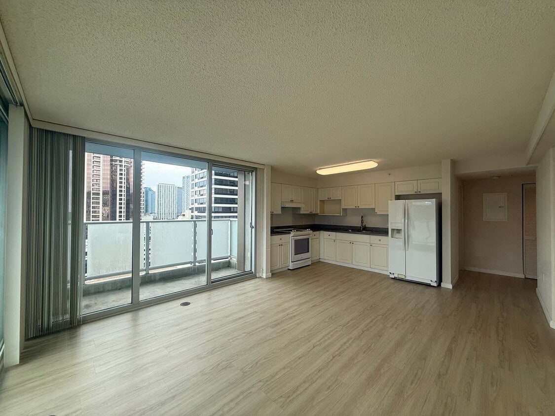 Photo - 801 South #1429