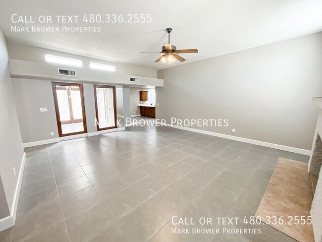 Building Photo - 2044 S Don Carlos