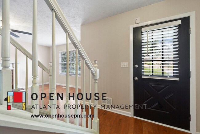 Building Photo - 10405 Ash Rill Dr Alpharetta