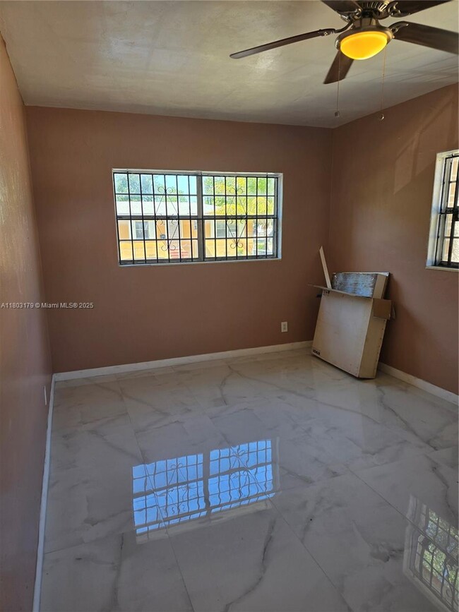 Building Photo - 210 NW 69th St