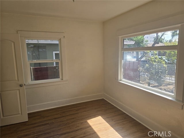 Foto del edificio - 2538 Elm Ave
