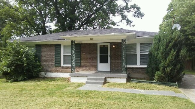 Photo - Nice 3BR/1.5BA Brick Ranch Convenient to W... House