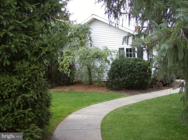 Building Photo - 1803 Unionville Wawaset Rd