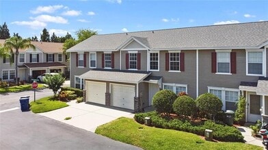 Building Photo - 8006 Thoroughbred Loop