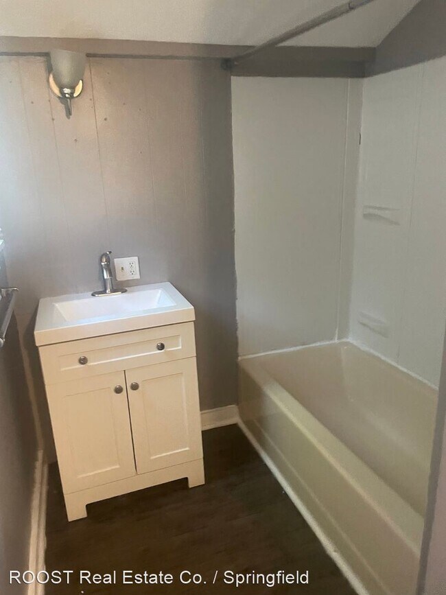 Building Photo - 1 br, 1 bath House - 1918 W High Street