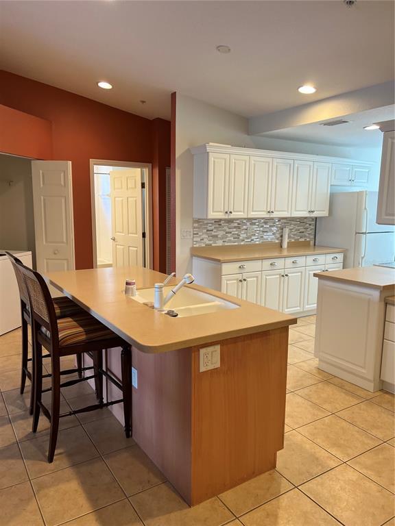 Building Photo - 7060 Strand Cir