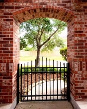 Building Photo - 2611 Summer Rain Dr