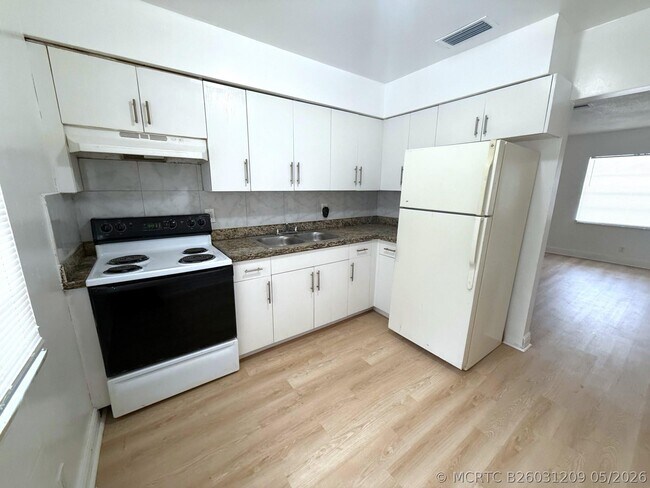 Foto del edificio - 4130 NW 31st Terrace