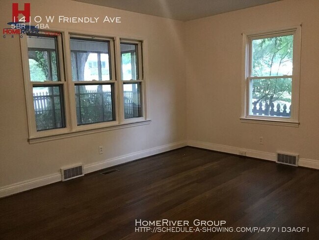 Foto del edificio - 1410 W Friendly Ave