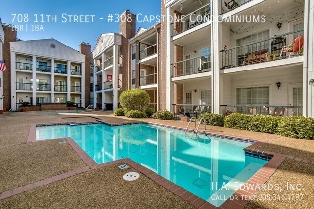 Building Photo - Capstone Condominiums 308
