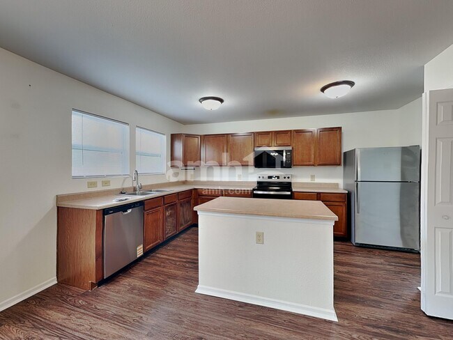 Foto del edificio - 524 Bridgewater Dr