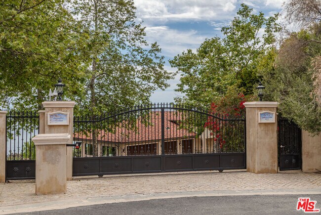 Foto del edificio - 3775 Puerco Canyon Rd