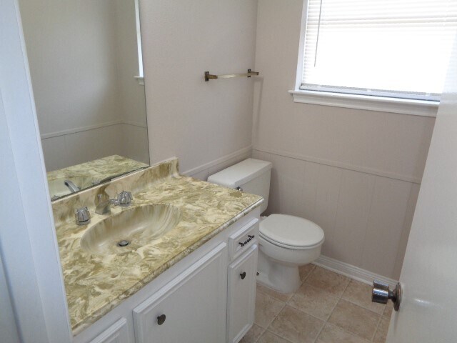 Foto del edificio - 12607 Big Stone Dr