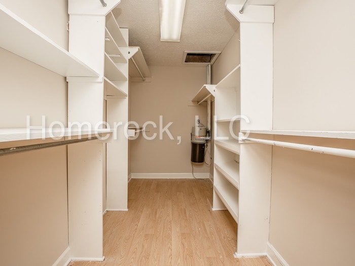 Primary Photo - 4800 Brookwood Pl
