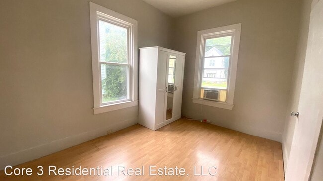 Foto del edificio - 3 br, 1 bath House - 1114 N Garfield Avenue