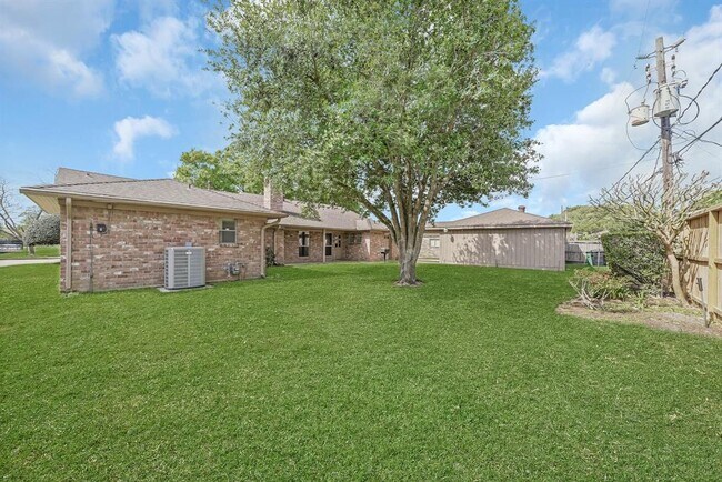 Foto del edificio - 5630 Jason St