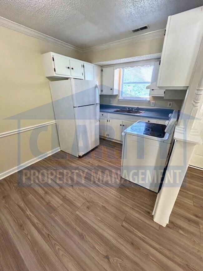 Foto del edificio - 330-342 TN Nursery Rd