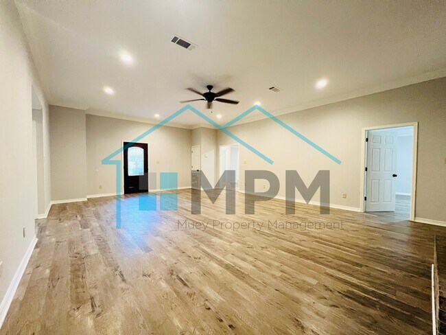 Building Photo - 212 LA-144
