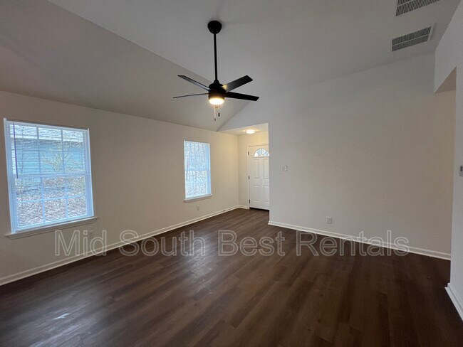 Foto del edificio - 1881 Thrift Ave