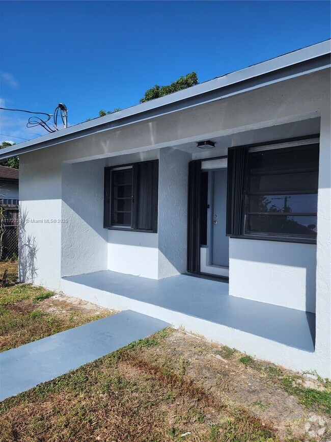 Building Photo - 10205 SW 175th St