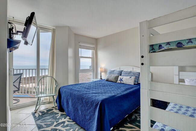 Foto del edificio - 2000 New River Inlet Rd