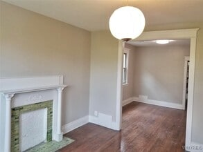 Building Photo - 72 Tracy St