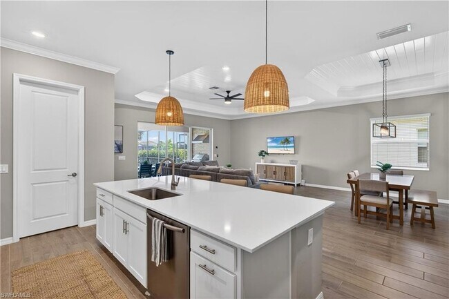 Foto del edificio - 5856 Sunningdale St