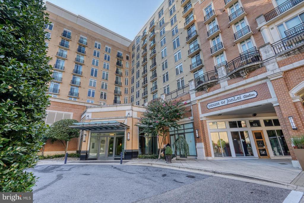 Primary Photo - 155 Potomac Passage