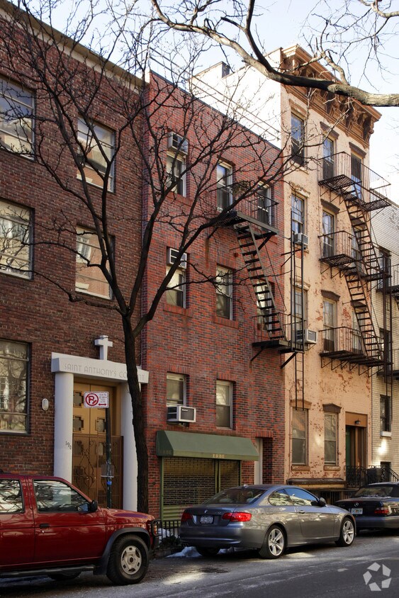 Primary Photo - 196 Prince St