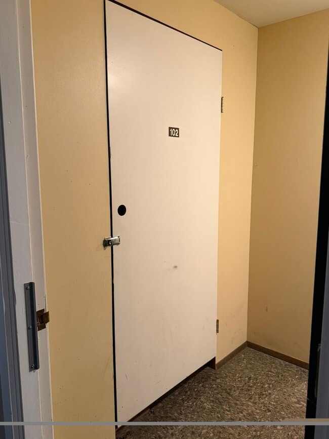 Building Photo - 2bd/1.5ba Kirkland Condo