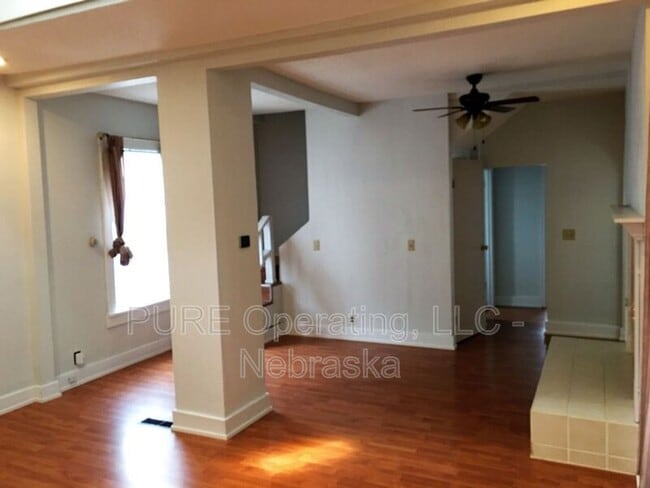 Foto del edificio - 4214 Pierce St