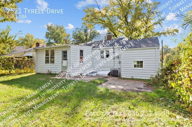 Building Photo - 2521 Tyrell Dr