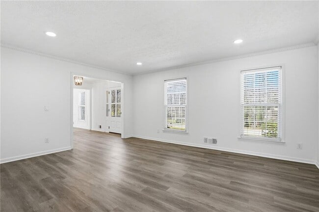 Foto del edificio - 313 Summit Ridge Dr