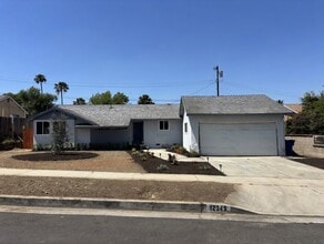 Building Photo - 12349 Glamis St