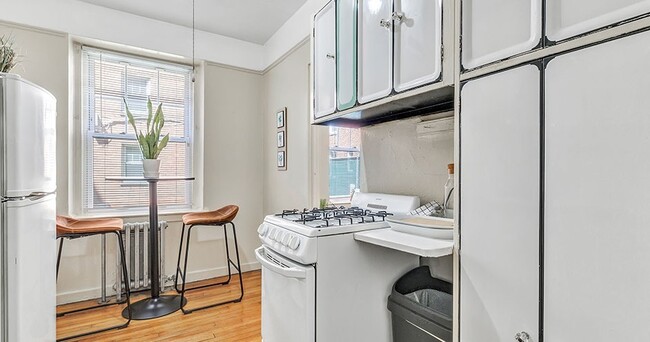 Model-Kitchen-01-Howe-Place-New-Haven-CT-4 - Howe Place