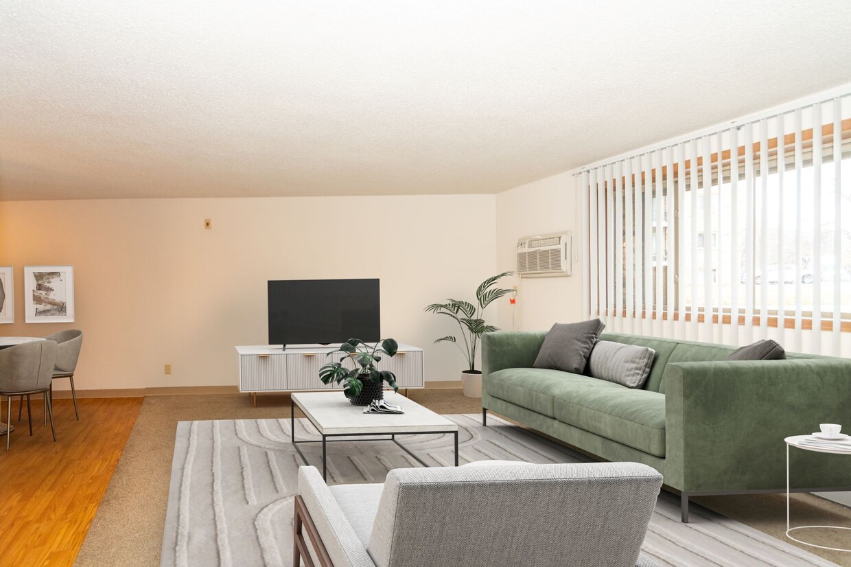 Primary Photo - Richland Court Apartments