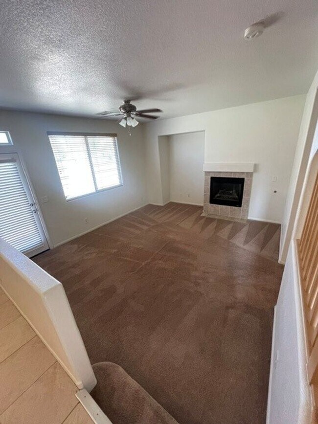 Foto del edificio - 5298 Caprock Canyon Ave