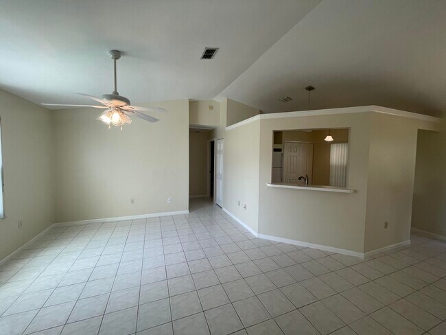 Foto del edificio - 878 Altura Ave SE