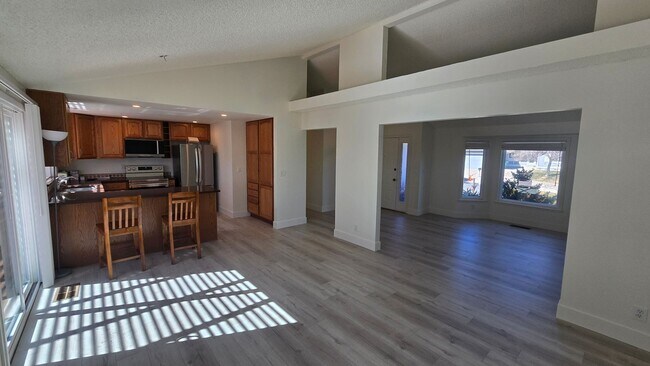 Foto del edificio - Newly Renovated NW Reno Home