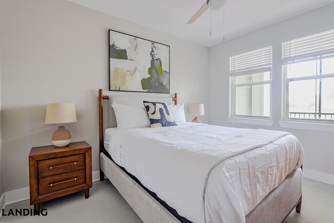 Building Photo - 2361 Commerce Park Dr NE