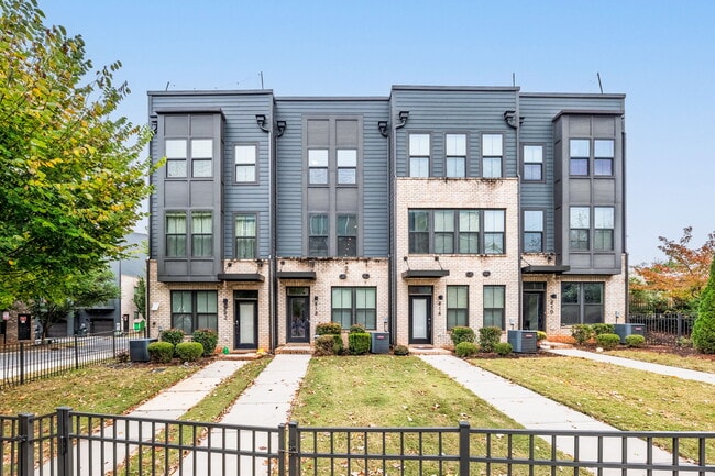 Photo - 418 W Tremont Ave Townhome