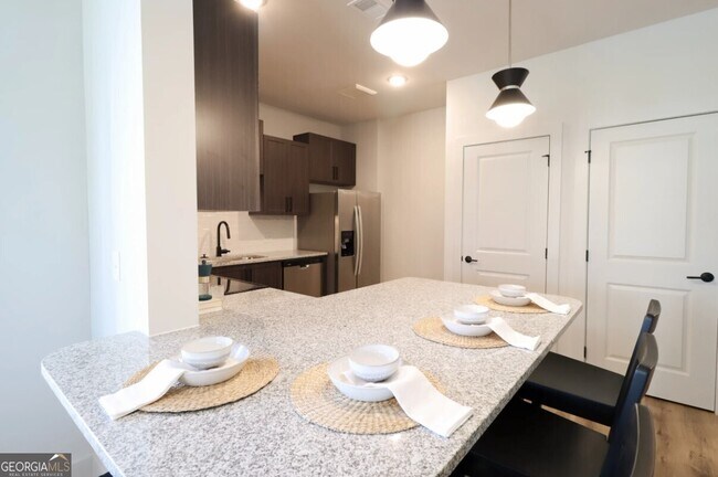 Building Photo - 300 Hwy 81