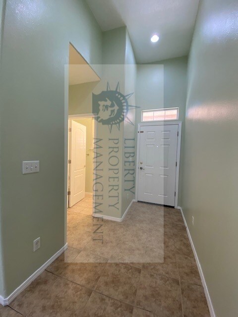 Building Photo - 3782 W Persimmon Ln