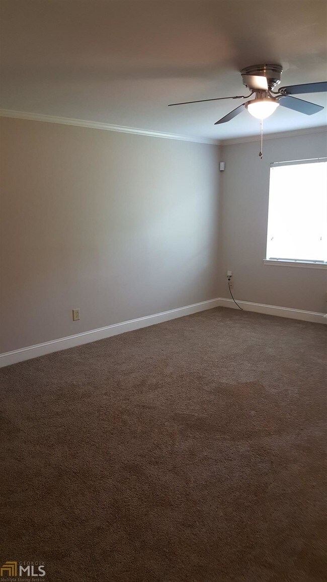 Foto del edificio - 41 McIntosh Pkwy