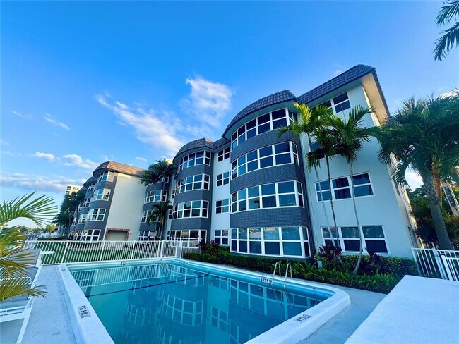 Foto del edificio - 3111 NE 51st St