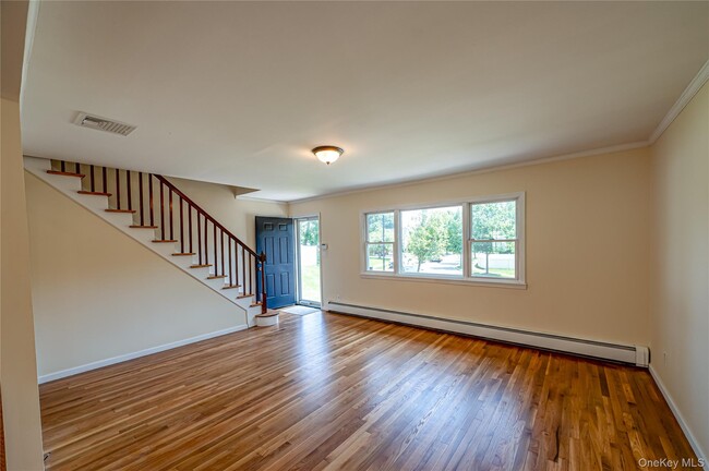 Building Photo - 69 Allan Dr