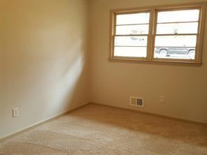 Foto del edificio - 6304 Shore Dr