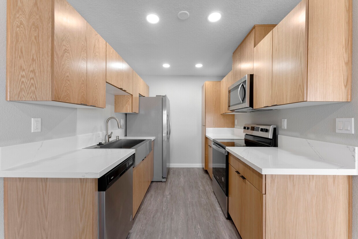 Grove House Apartments in Orange, CA