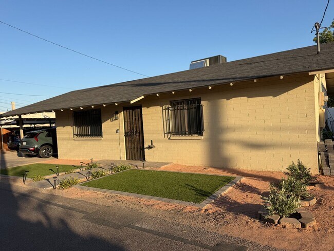 Building Photo - Historical District Mesa