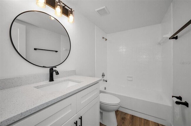 Foto del edificio - 3847 Lighthouse Way